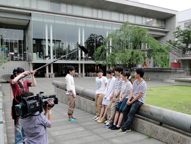 東京都市大学の学生が、2015年6月2日放送のTBS「ニュース23」にインタビュー出演しました